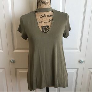 American Eagle Outfitters Tee Shirt